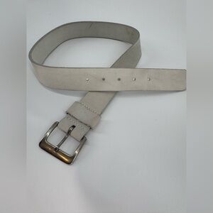 Light Dove Grey 100% Leather Vintage Belt Medium Gently